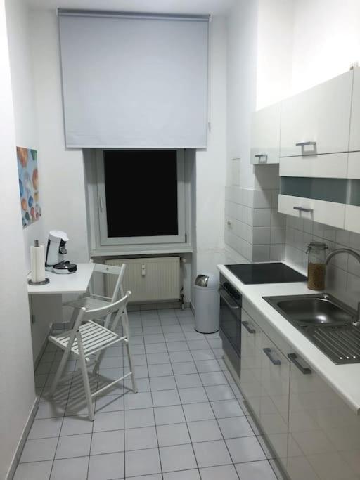 750 Sft Lovely Apartment In Central Berlin Mitte Exterior foto